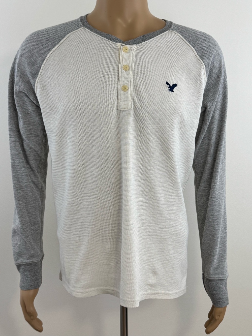 American Eagle Heritage Men’s Thermal Long-sleeve Logo Shirt, Size Medium